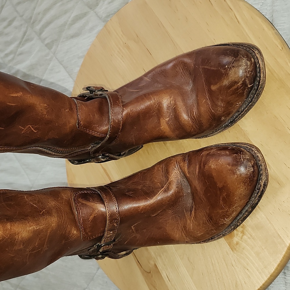 Frye Vintage Brown Leather Knee High Boots Side Zip Brass Harness Small Heel 8 - Picture 7 of 12